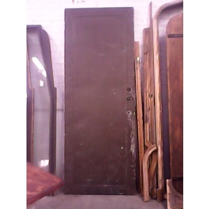 Door 135