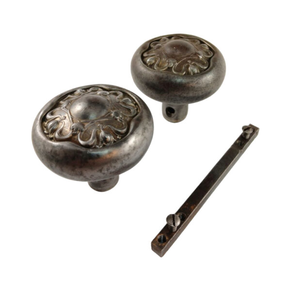 Reading Nouvelle Doorknob Set